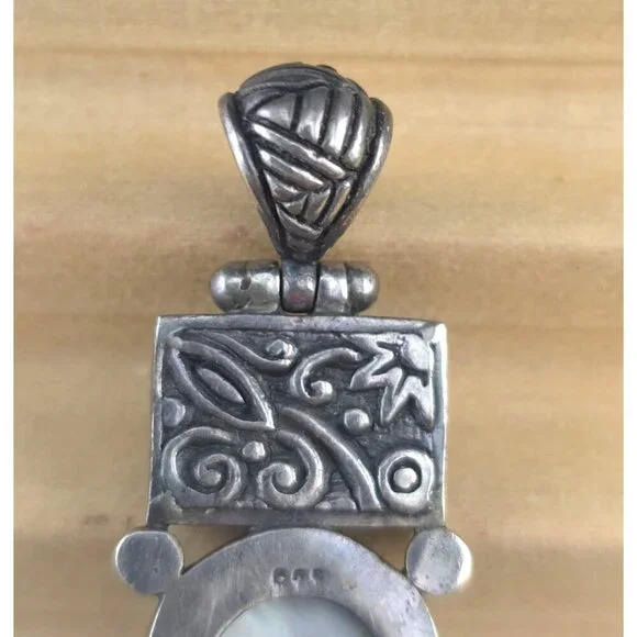 Vintage Sterling Silver Pendant Blue Pearl & Opal Artisan Intricate Engravings - Picture 3 of 8